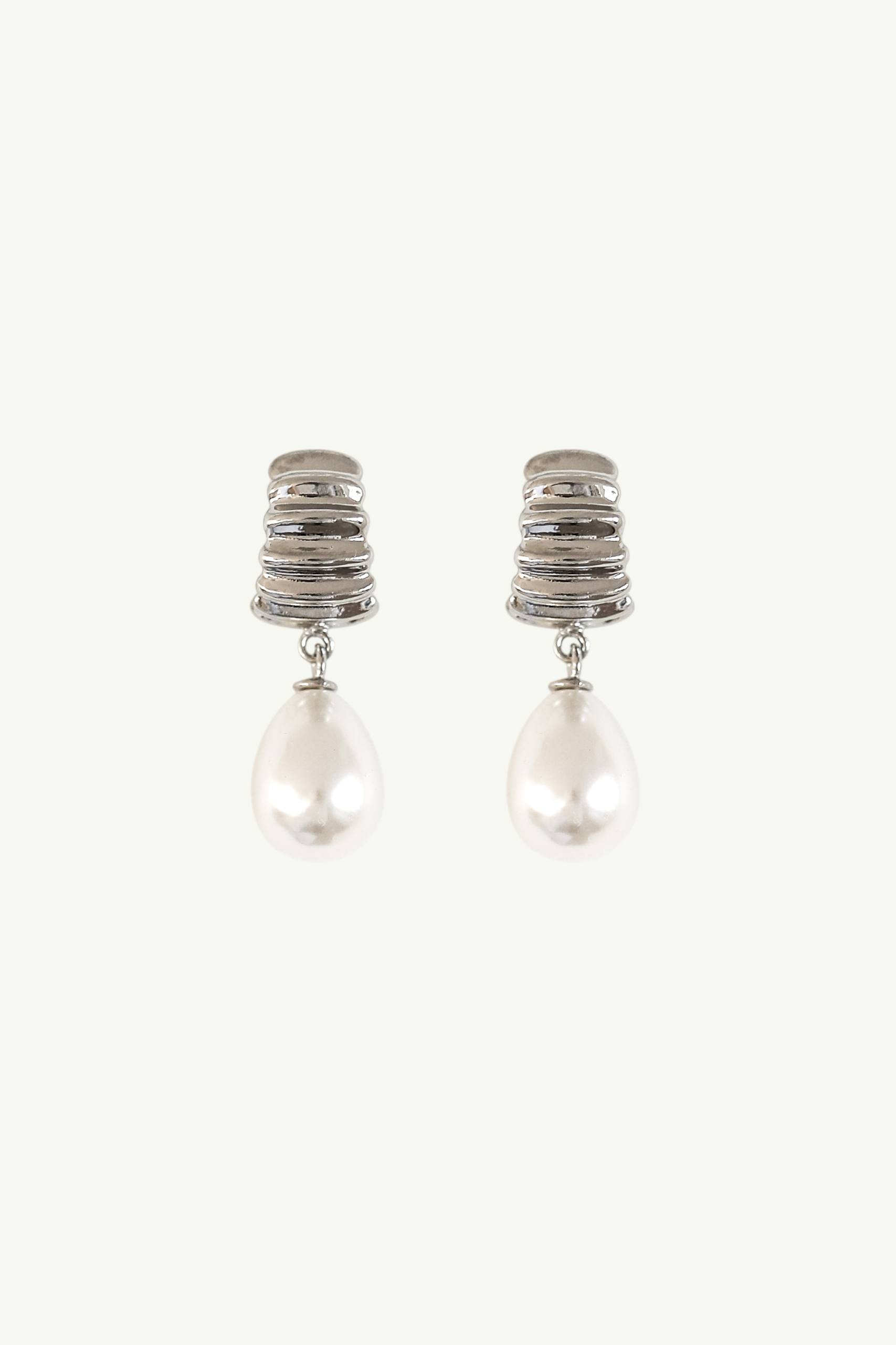 Ribbed Pearl Drop Earrings