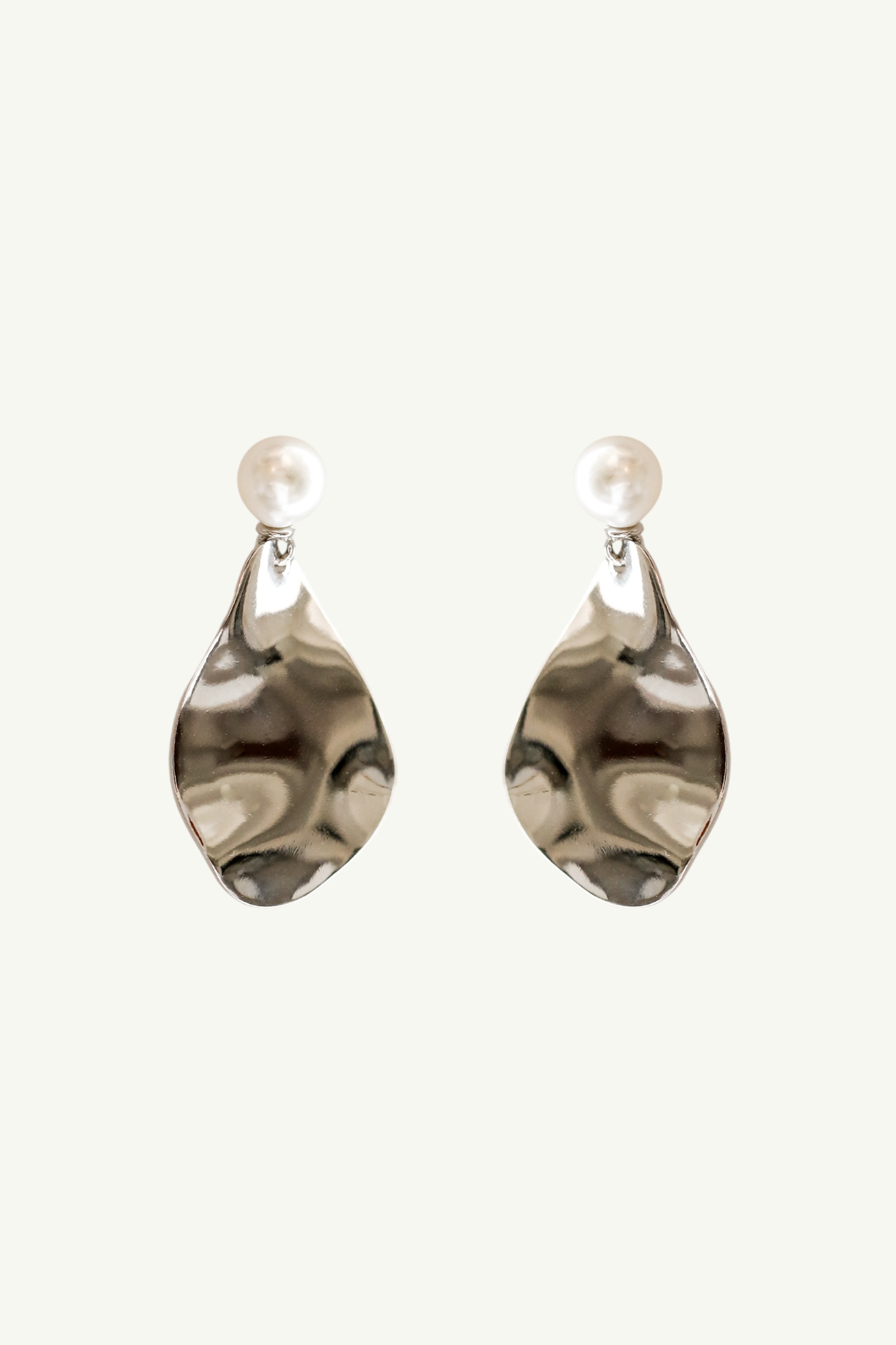 Irregular x Pearl Drop Earrings