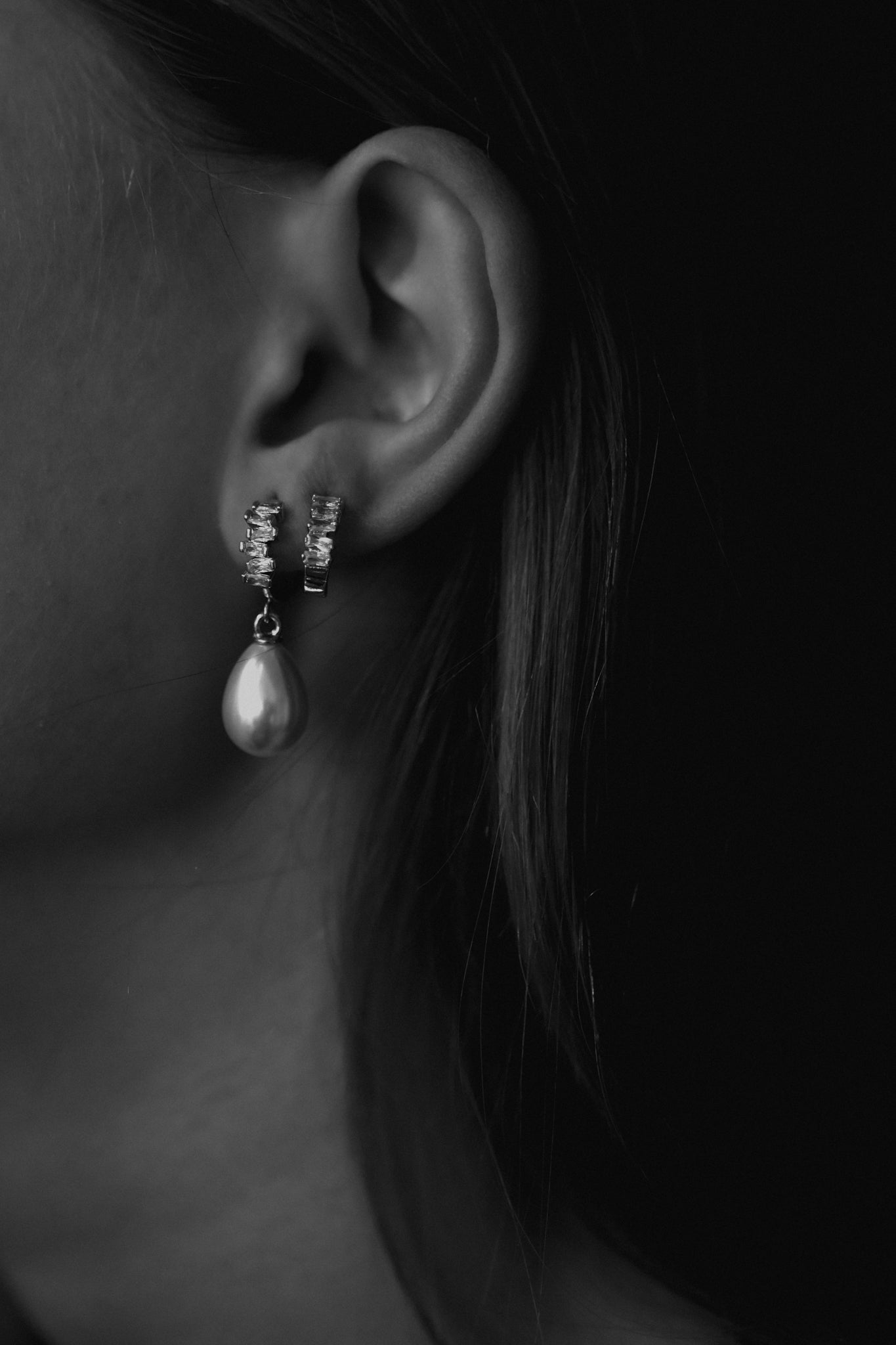 Baguette Gold Hoop Earring Set