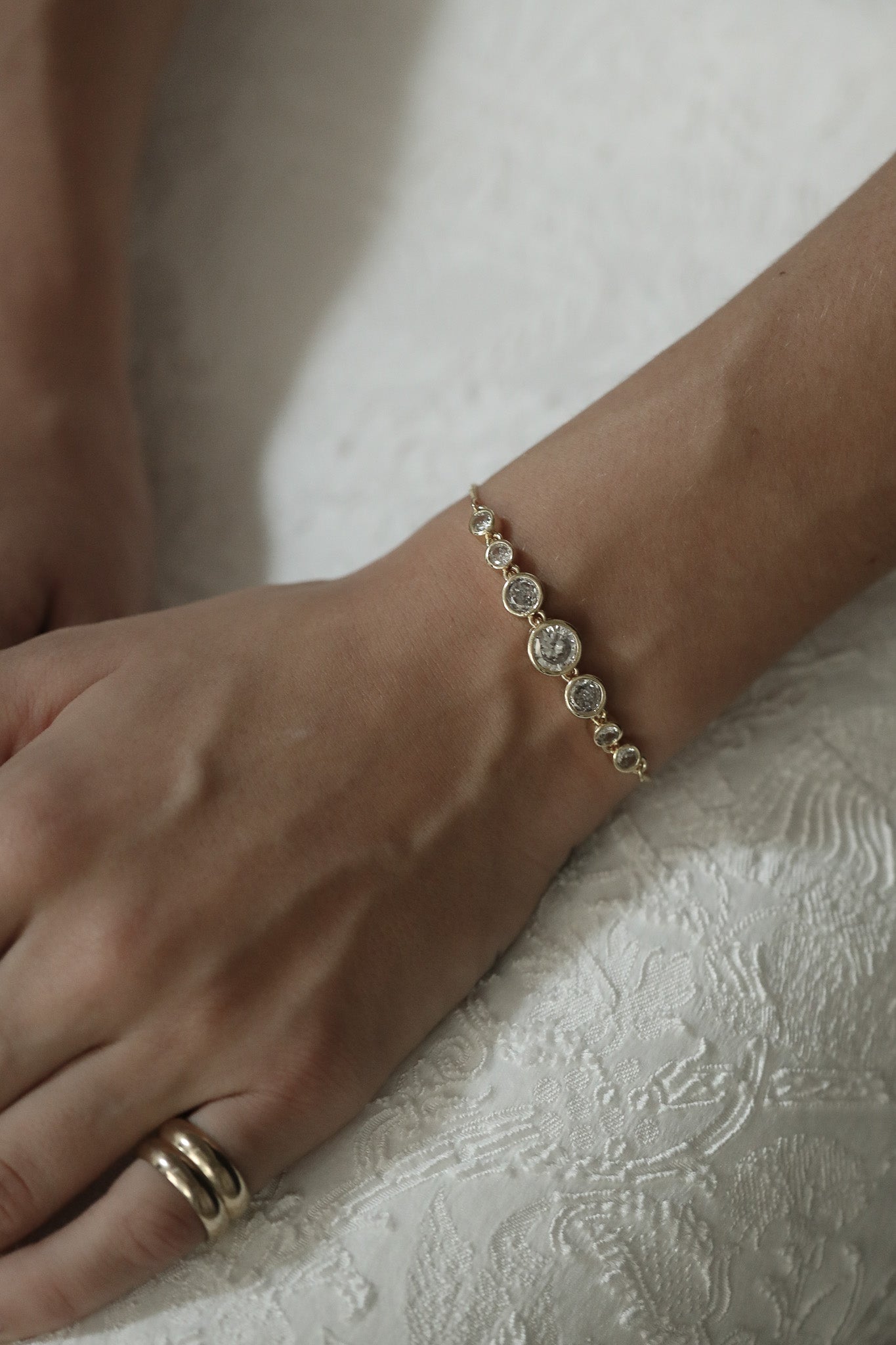 Bezel Gold Bolo Bracelet