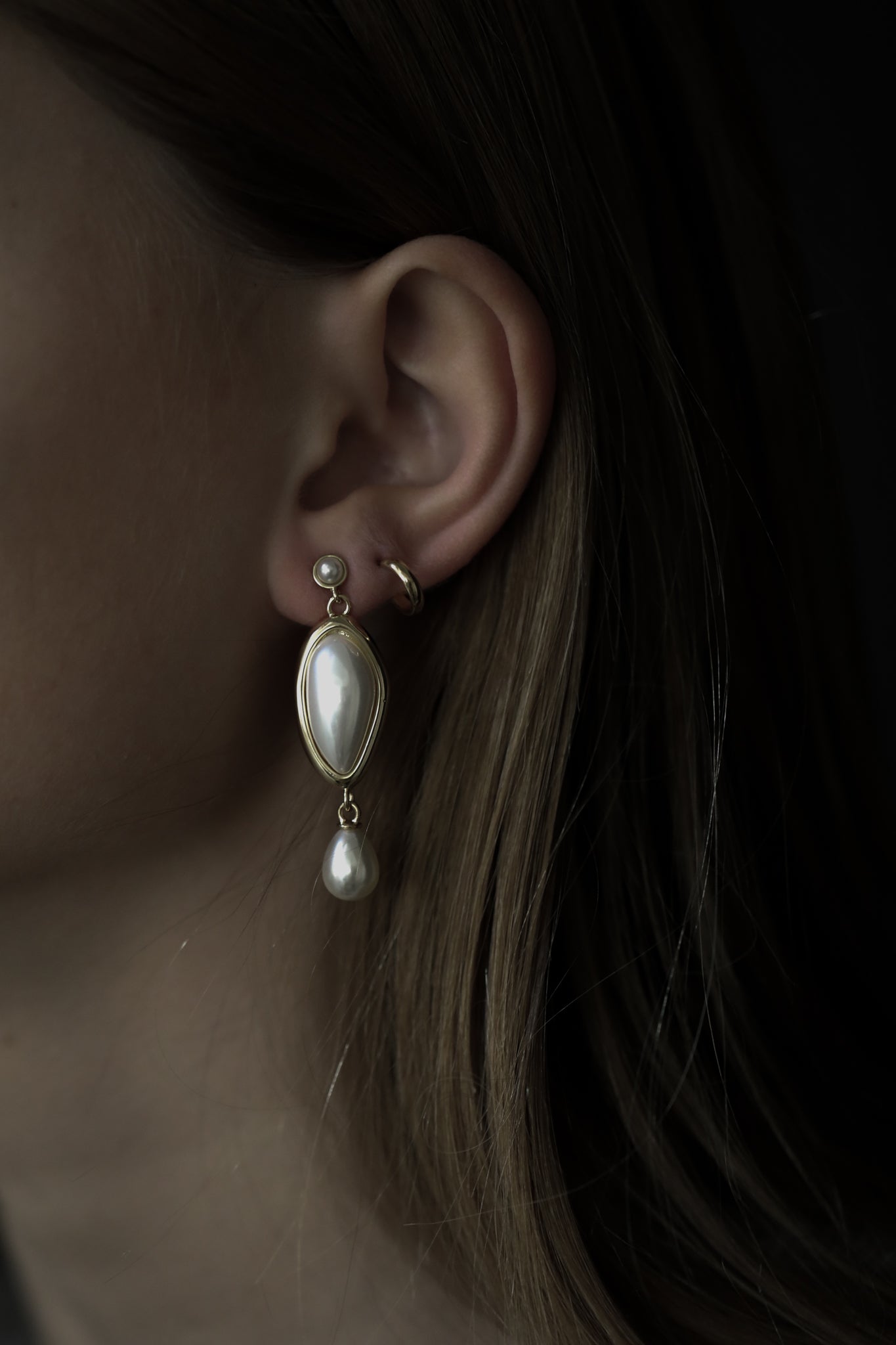 Pearl Bezel Tiered Drop Earrings