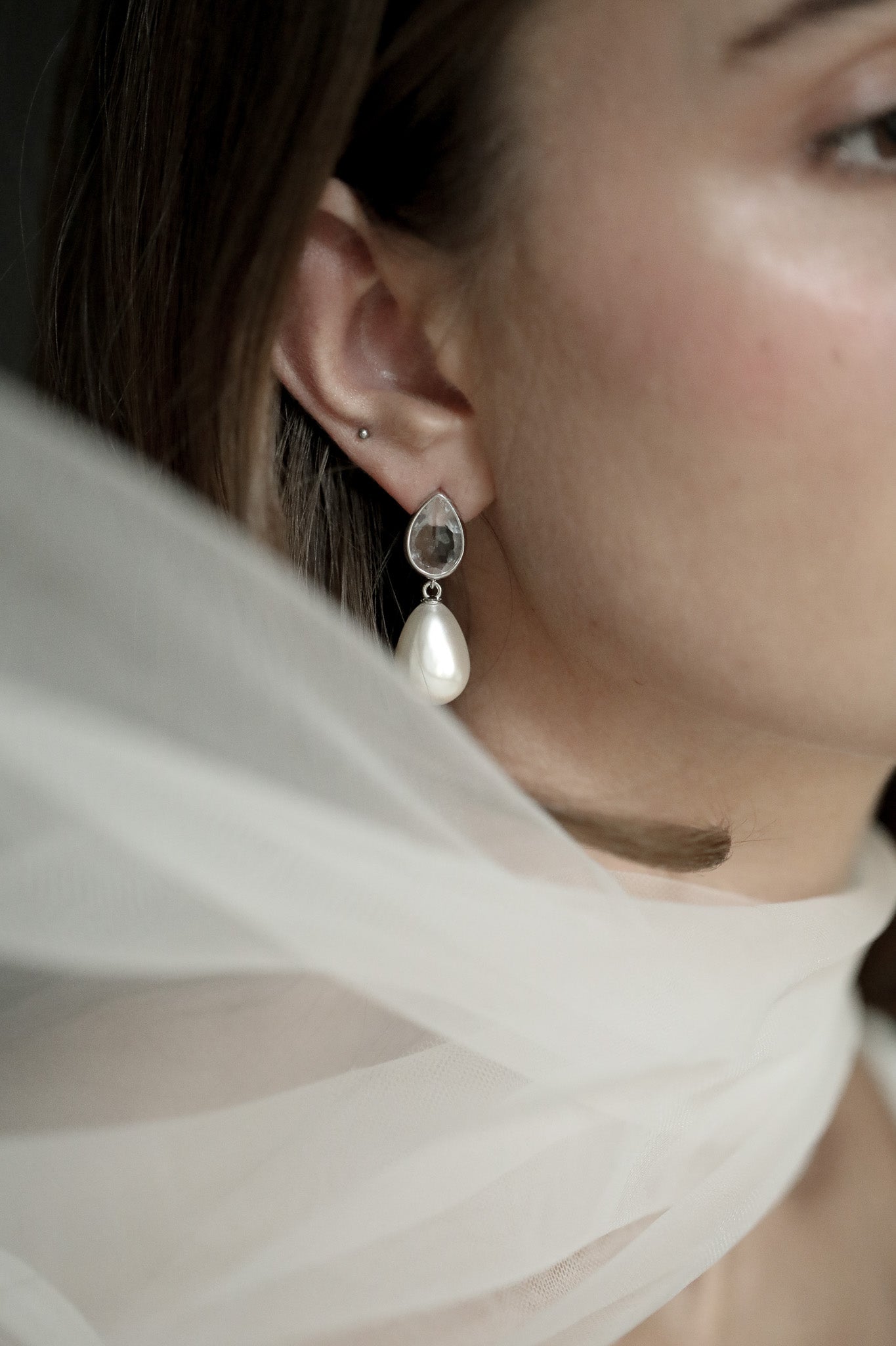 Teardrop Crystal Pearl Drop Earrings