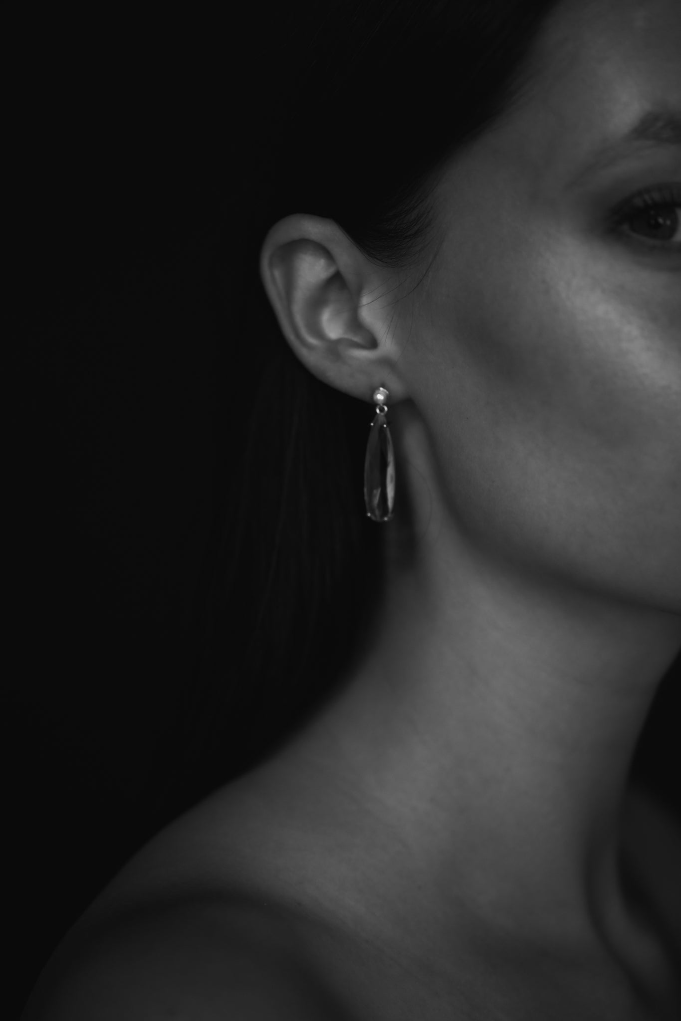 Perla Dewdrop Earrings